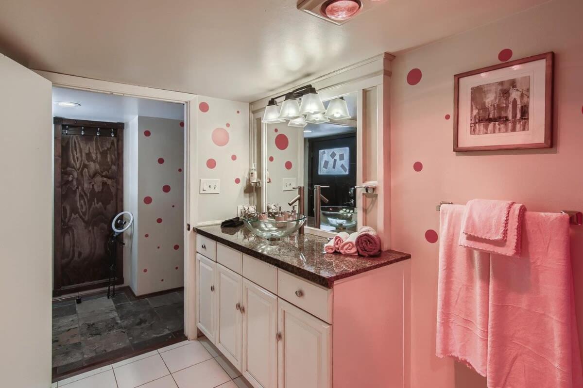 Barbie'S Dream Apt In The City Sacramento Exterior foto